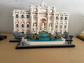 LEGO Architecture 21020 Fontána di Trevi
