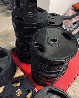 16x 20kg pogumovaný Profi kotouče 50mm - Celkem až 320kg