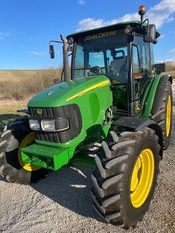 Predám traktor JOHN DEERE 5820