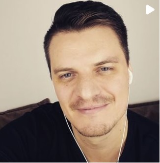 DOUCOVANI ANGLICTINY, ANGLICKY JAZYK, prvá lekcia ZDARMA