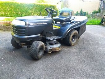 Zahradní traktůrek zn McCulloch V2 18,5 PS
