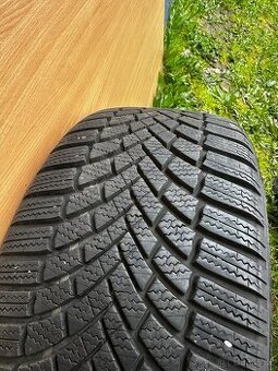 Pneu 225/40 r18