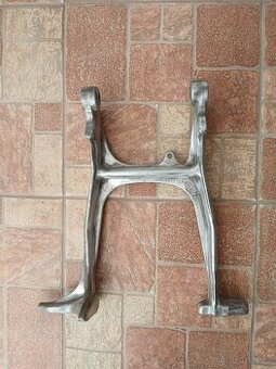 Prodám stojánek na Jawa 250/350 Bizon 623 633