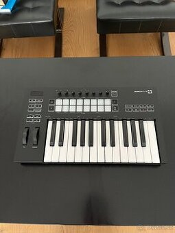 LaunchKey Mini Klávesy