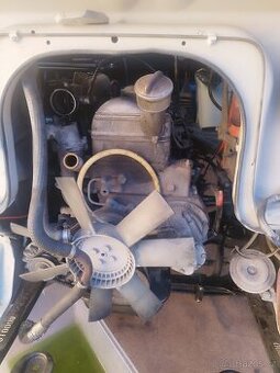Motor mercedes 240d