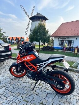 KTM Duke 390