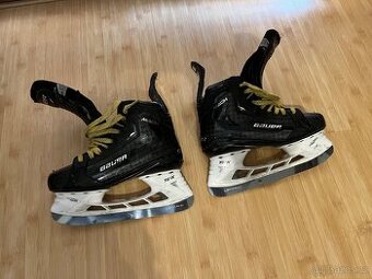 Hokejové brusle Bauer 5/3
