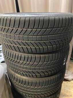 2ks pneu koupeno loni v létě vzorek 7,5mm najeto 3000km