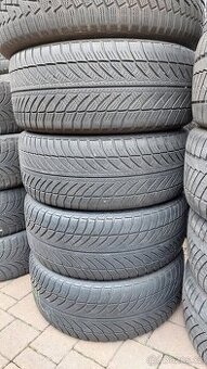 Pneu zimní, 4 ks, rozměr 245/45/18, 100V, zn. GOODYEAR