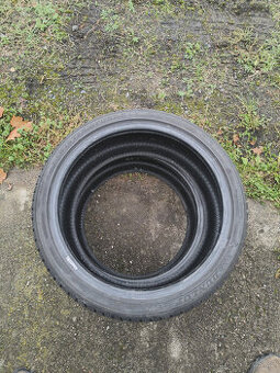 2x Zimní Pneu Dunlop 225/40R18