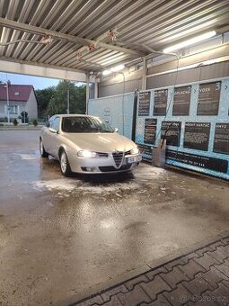 Alfa Romeo 156