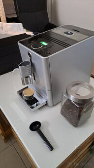 Automatický kávovar Jura Ena Micro 9