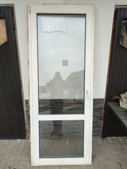 Balkonové plastové dveře výška 225, šířka 88cm za odvoz