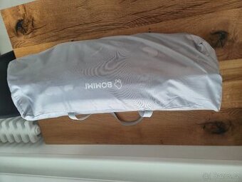 Nová cestovní postýlka Bomimi