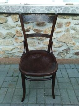 Židle Thonet, v porenovačním stavu. - 1