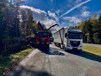 Potřebujeme spolehlivé řidiče C+E pro přepravu biomasy