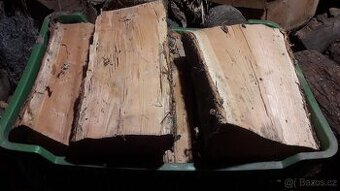 Dřevo na uzení, grilování