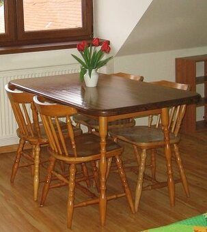 Stůl a židle rustikální z masívu