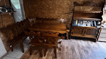 Selská sedací souprava + sekretář z masivu