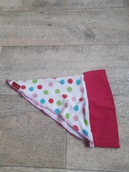 Šáteček na hlavu holka