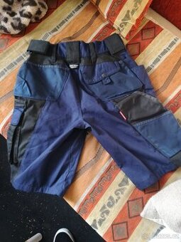 Monterkové kraťasi