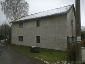 Rodinný dvougenerační dům (4+1) a (1+1) + dílna/garáž - 1