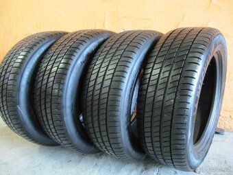 Pneu 215/55/16 Michelin