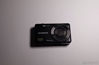 Olympus VG-110 Černý