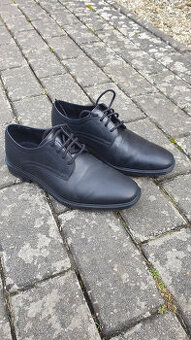 Prodám chlapecké kožené společenské boty