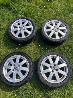 VW originál alu kola R15 5x100