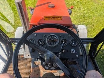 Prodám traktor Zetor 8111 s TP a platnou STK.