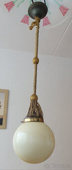 starožitná závěsná lampa