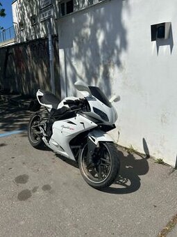 prodám Megelli 125R