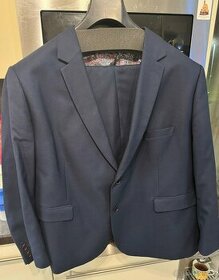 Luxusní oblek tmavě modrý velikost 72.3x  nošený
