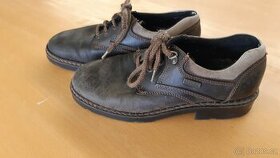 Kožené nízké boty