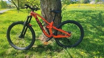 TREK Slash 7 - NOVÉ KOLO, ZÁRUKA  vel "S"