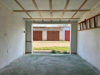 Pronájem udržované garáže v Popkovicích - Pardubice. - 1