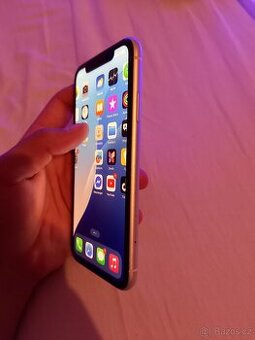 iPhone XR 128GB