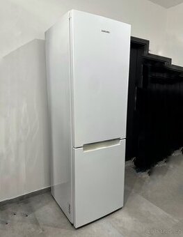 Lednice Samsung RB33J3000WW