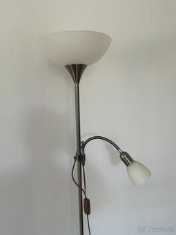 Dvojitá mosazná stojací lampa