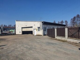 Pronájem výrobní haly/skladu v Černé Hoře 390m2