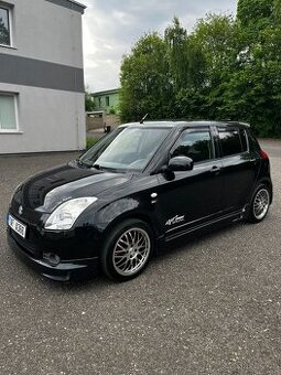 Suzuki Swift 1.3 67.5 kW TOP STAV