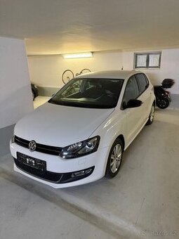 VW POLO 6R 1,4 63KW 2011 STYLE ALCANTARA XENONY