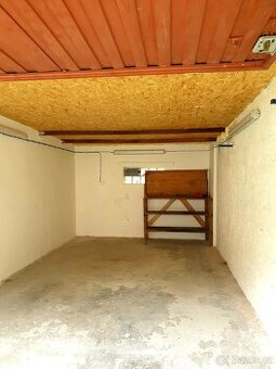 Prodej garáže s elektřinou, 23 m2, ul. Pod Výtahem, Slezská