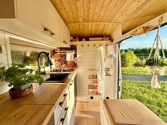 Obytná dodávka Ford Transit r. v. 2018, odpočet DPH