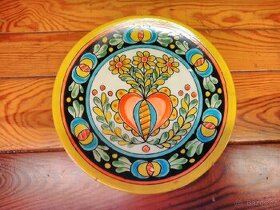 Prodám okrasný, porcelánový,starožitný talíř
