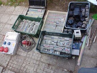 elektromateriál