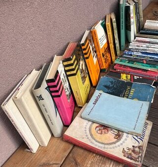 Balík 46 knih – klasika, dobrodružství, krimi