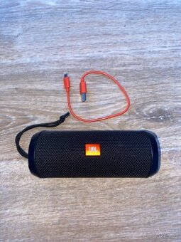JBL flip 3