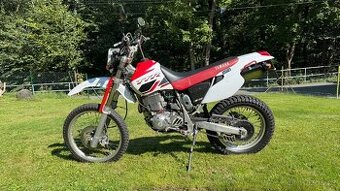 Prodám Yamaha TT 600 R (2000)
